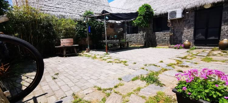 荣成海草房民宿图片