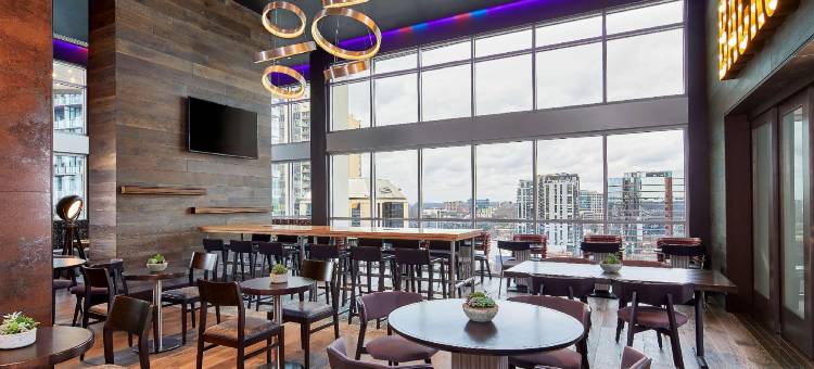 亚特兰大中城欢朋酒店及套房(Hampton Inn and Suites Atlanta Midtown)图片