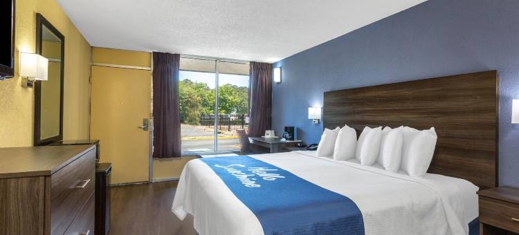汉普顿戴斯酒店-近体育馆会议中心(Days Inn by Wyndham Hampton Near Coliseum Convention Center)图片