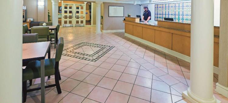 拉伯克- 市政中心市中心呗盟酒店(Baymont by Wyndham Lubbock - Downtown Civic Center)图片