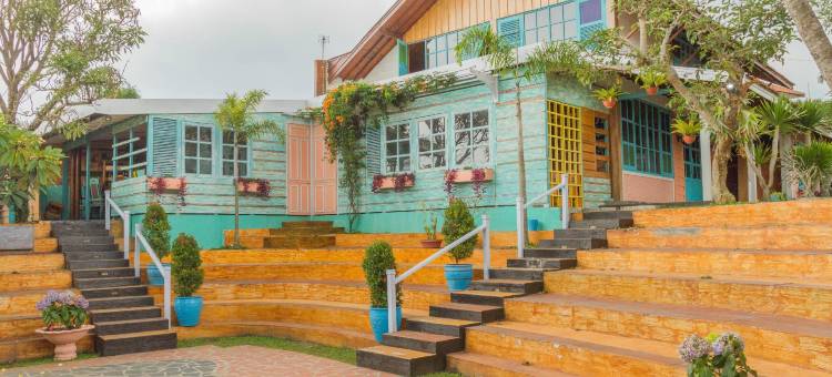 甘榜加佳2号红多兹酒店(RedDoorz Near Farmhouse Lembang)图片