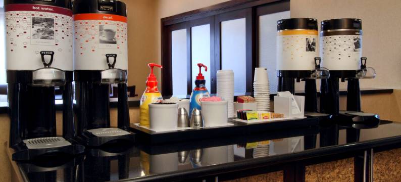 哥伦布国际机场希尔顿欢朋酒店(Hampton Inn Columbus-International Airport)图片