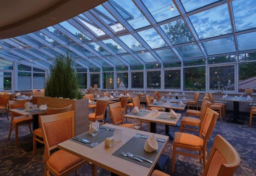 Dorint Seehotel Binz-Therme Hotel Overview