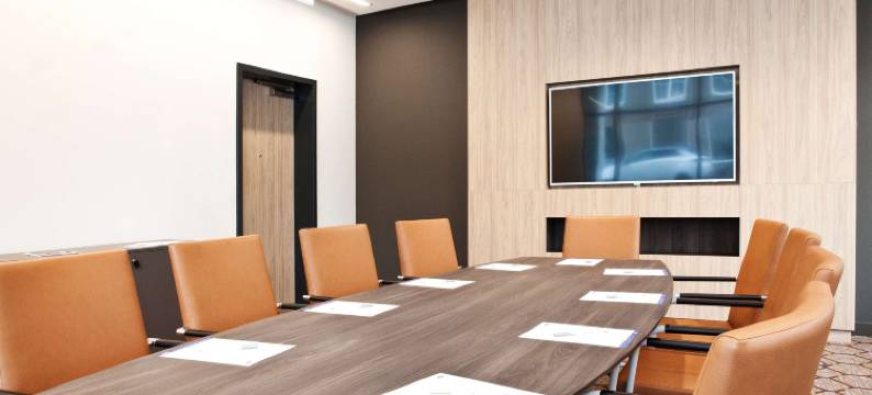 多特蒙德凤凰河希尔顿欢朋酒店(Hampton by Hilton Dortmund Phoenix See)图片