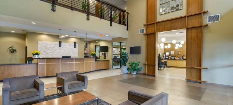 莱西贝斯特韦斯特优质套房酒店(Best Western Plus Lacey Inn  Suites)图片