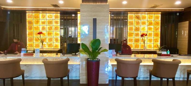 潘格兰海滩酒店(Pangeran Beach Hotel)图片
