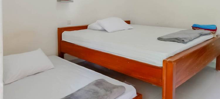 红色伙伴彭吉纳潘艾菲尔道斯伊斯兰酒店(Penginapan Al Firdausi Syariah RedPartner)图片