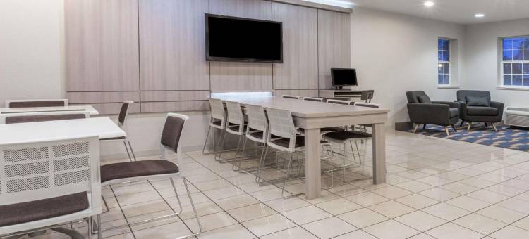 莫德斯托塞雷斯温德姆麦客达套房酒店(Microtel Inn & Suites by Wyndham Modesto Ceres)图片