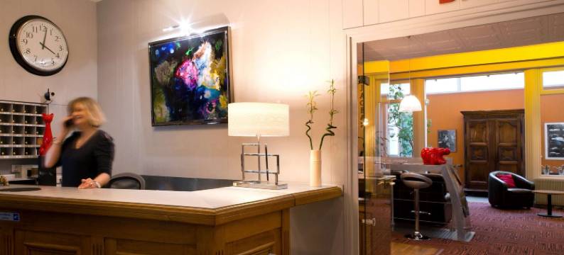 圣艾蒂安南 - Logis酒店 du Midi(Logis Hôtel du Midi - Saint Etienne Sud)图片