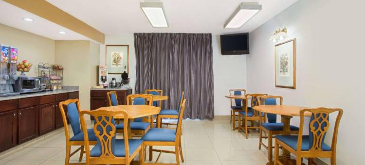 奥罗维尔速8酒店(Super 8 by Wyndham Oroville)图片