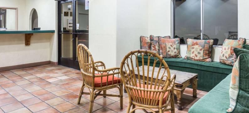 科通伍德速8酒店(Super 8 by Wyndham Cottonwood)图片