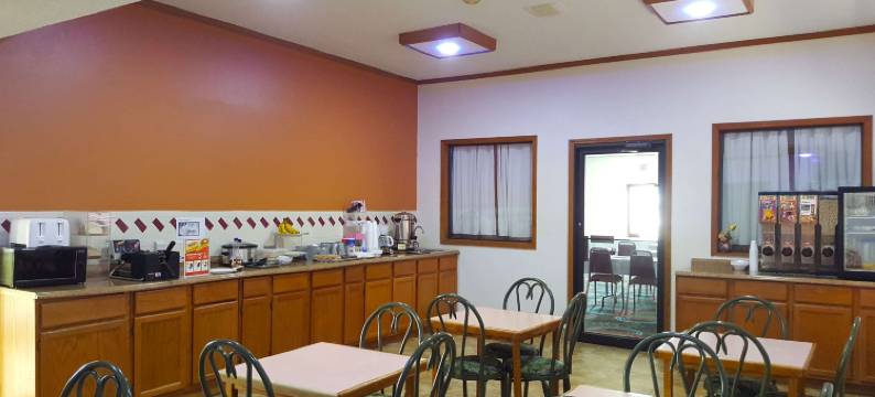 内华达美洲最佳价值套房酒店(Americas Best Value Inn and Suites Nevada)图片