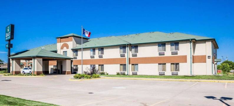 品质酒店及套房-阿尔图纳-得梅因(Quality Inn & Suites Altoona - des Moines)图片