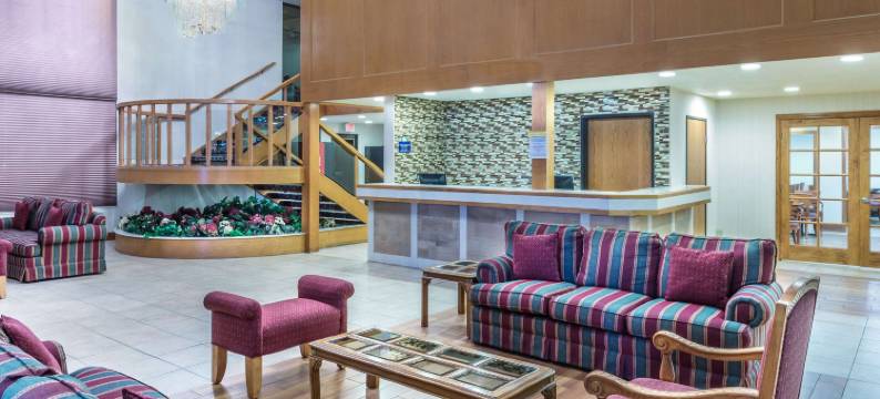 洛根戴斯套房酒店(Days Inn & Suites by Wyndham Logan)图片