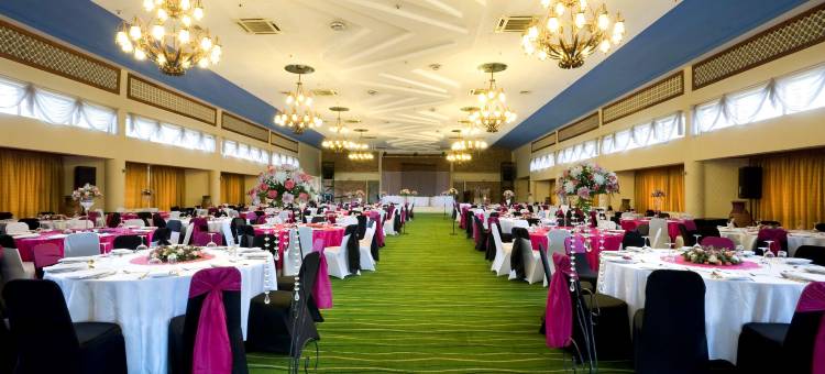高尔夫球场酒店(Golf Course Hotel)图片