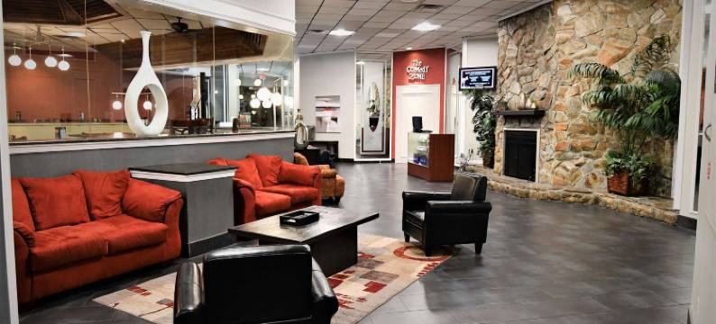 杰克逊维尔华美达酒店及会议中心(Ramada by Wyndham Jacksonville Hotel & Conference Center)图片