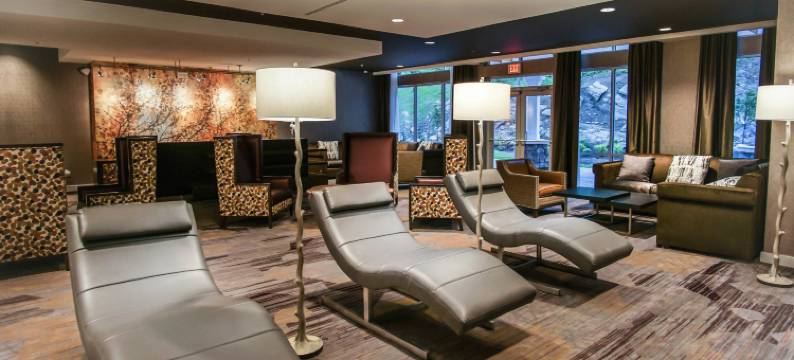 莱诺克斯伯克希尔万怡酒店(Courtyard Lenox Berkshires)图片