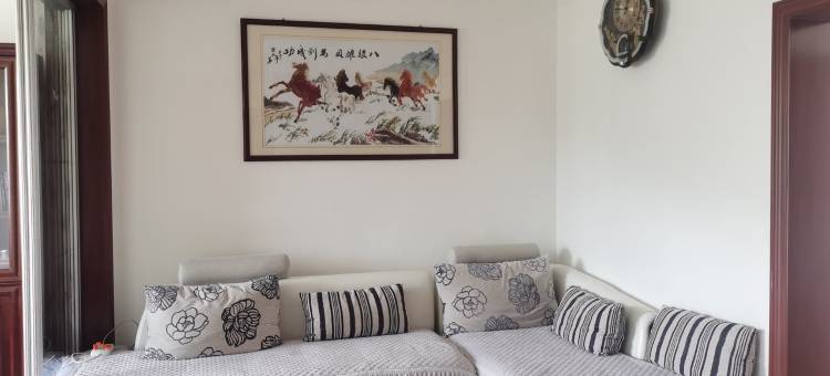 山海逸居公寓(童心巷分店)图片