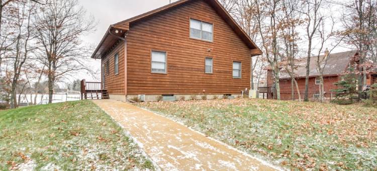 克罗斯湖度假屋配有码头、露台和桨板！(Cross Lake Retreat w/ Dock, Deck & Paddleboards!)图片