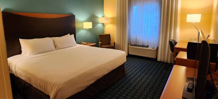 AmericInn by Wyndham St. Cloud MN Shopping Area图片