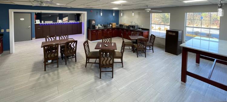 阿代尔斯维尔美吟酒店(Baymont by Wyndham Adairsville)图片