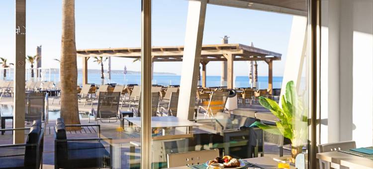 丰塔内利亚斯海滩公寓式酒店(Aparthotel Fontanellas Playa)图片