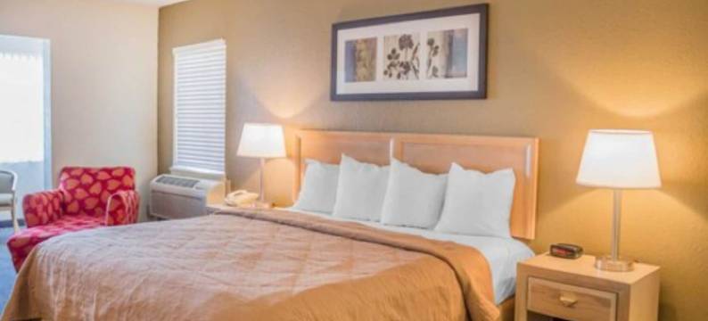 克林顿港品质酒店(Quality Inn)图片