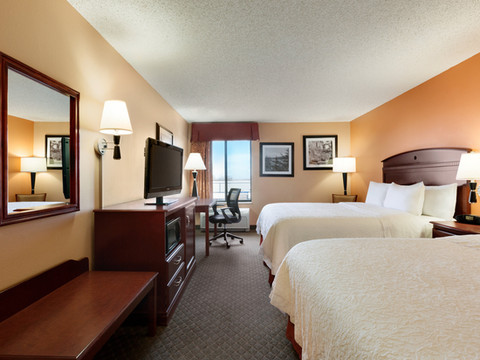 希尔顿欢朋酒店-朗蒙特