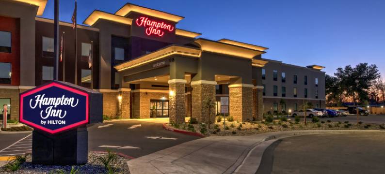 弗雷斯诺机场欢朋酒店(Hampton Inn Fresno Airport)图片