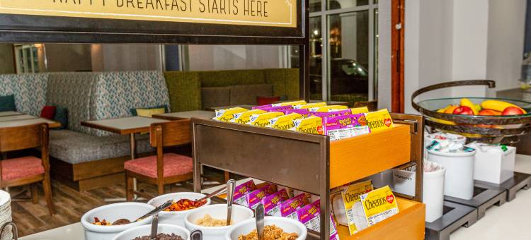 希尔顿欢朋套房酒店-西沃斯堡I 30(Hampton Inn & Suites Fort Worth-West-I-30)图片