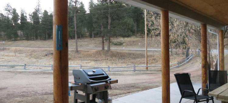 MOJO黑山丘陵北部尼莫地区度假屋(Black Hills MOJO, come and enjoy the beautiful Nemo area in the Northern Hills.)图片