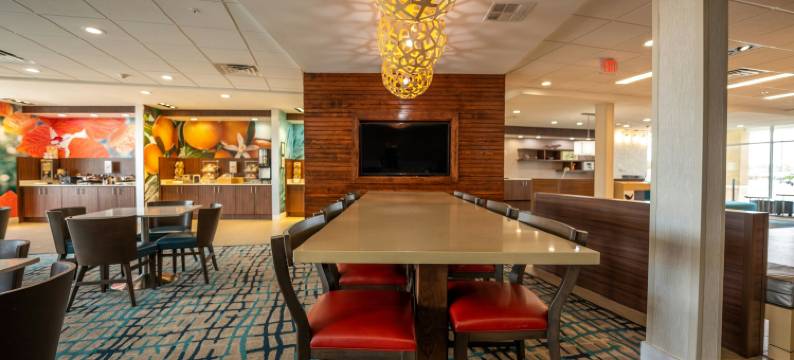 亨茨维尔万枫套房酒店(Fairfield Inn & Suites Huntsville)图片