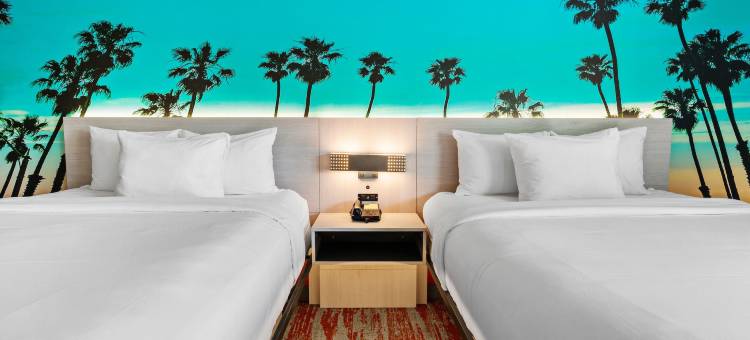 圣巴巴拉阿瓦尼亚旅馆(Avania Inn of Santa Barbara)图片