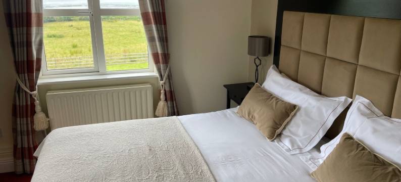 库拉希恩的基恩斯(Keanes of Curraheen, Bar, Restaurant & Accommodation)图片