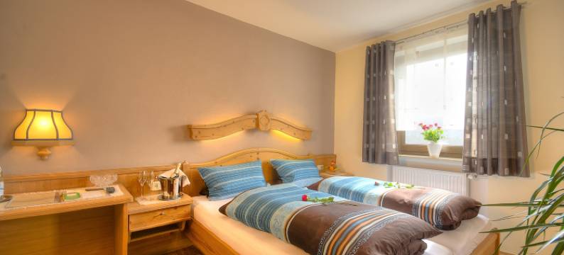 金色十字酒店(Landhotel Zum Goldenen Kreuz)图片