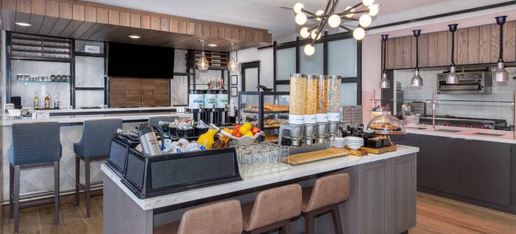 阿尔伯克基日报中心希尔顿花园酒店(Hilton Garden Inn Albuquerque/Journal Center)图片