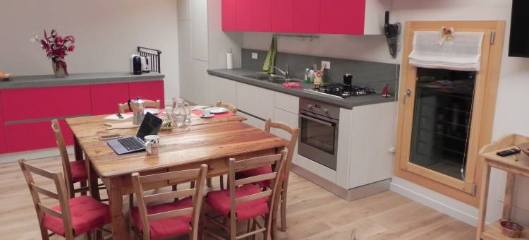 梅里观光地点公寓酒店(Da Meri Locazione Turistica Appartamento)图片