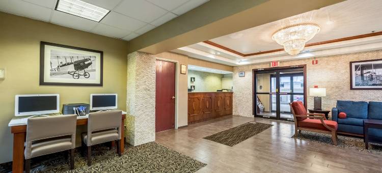 戴顿西北英格尔伍德舒适套房酒店(Comfort Inn & Suites Dayton Northwest - Englewood)图片