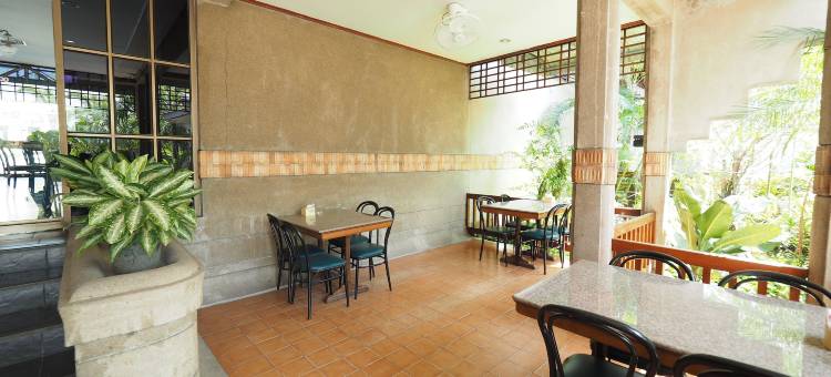 帕查拉餐厅酒店(Pachara Hotel and Restaurant)图片