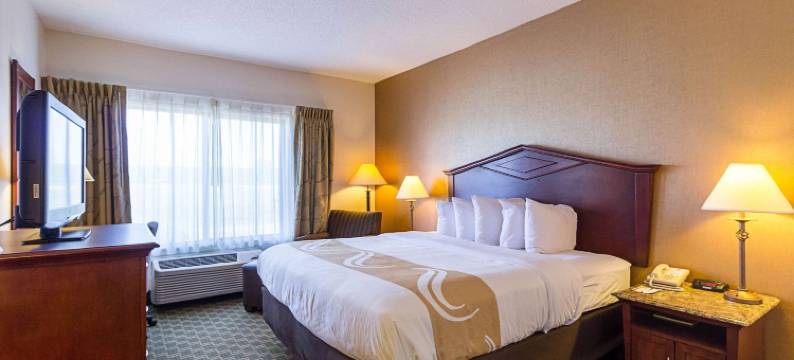 费尔蒙特品质酒店(Quality Inn)图片