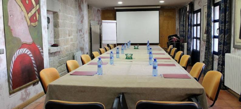 萨拉德乌尔酒店(Hotel Sara de Ur)图片