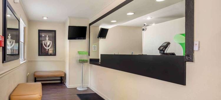 夏洛特提沃拉路行政公园美国长住精选套房酒店(Extended Stay America Select Suites - Charlotte - Tyvola Rd - Executive Park)图片