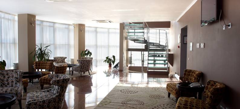 中文酒店健身中心(Hotel & Fitness Center Mandarin)图片