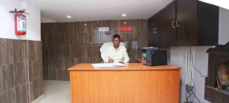 OYO 36667 曼诺荷酒店(Hotel O Manoj)图片