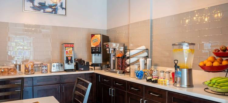 雷东多比奇海滩华美达酒店(Ramada Limited Redondo Beach)图片