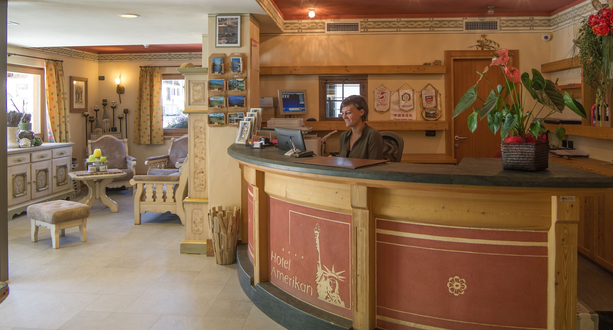 Hotel AmerikanOver view