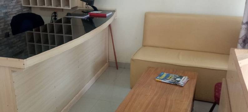 退伍军人天堂酒店(Veterans Paradise Hotel)图片