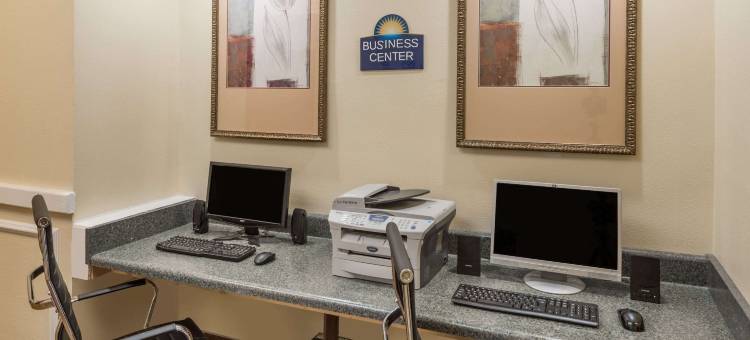 麦迪逊戴斯酒店(Days Inn by Wyndham Madison)图片