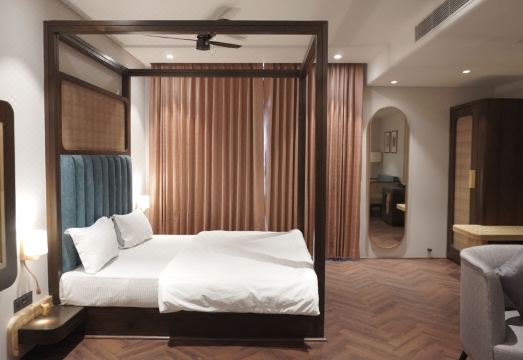 THE LEGACY Hotel Overview