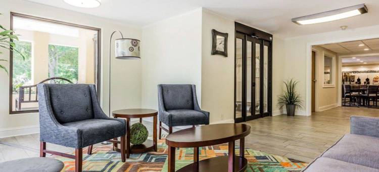 品质酒店快乐山-查尔斯顿(Quality Inn Mt. Pleasant – Charleston)图片